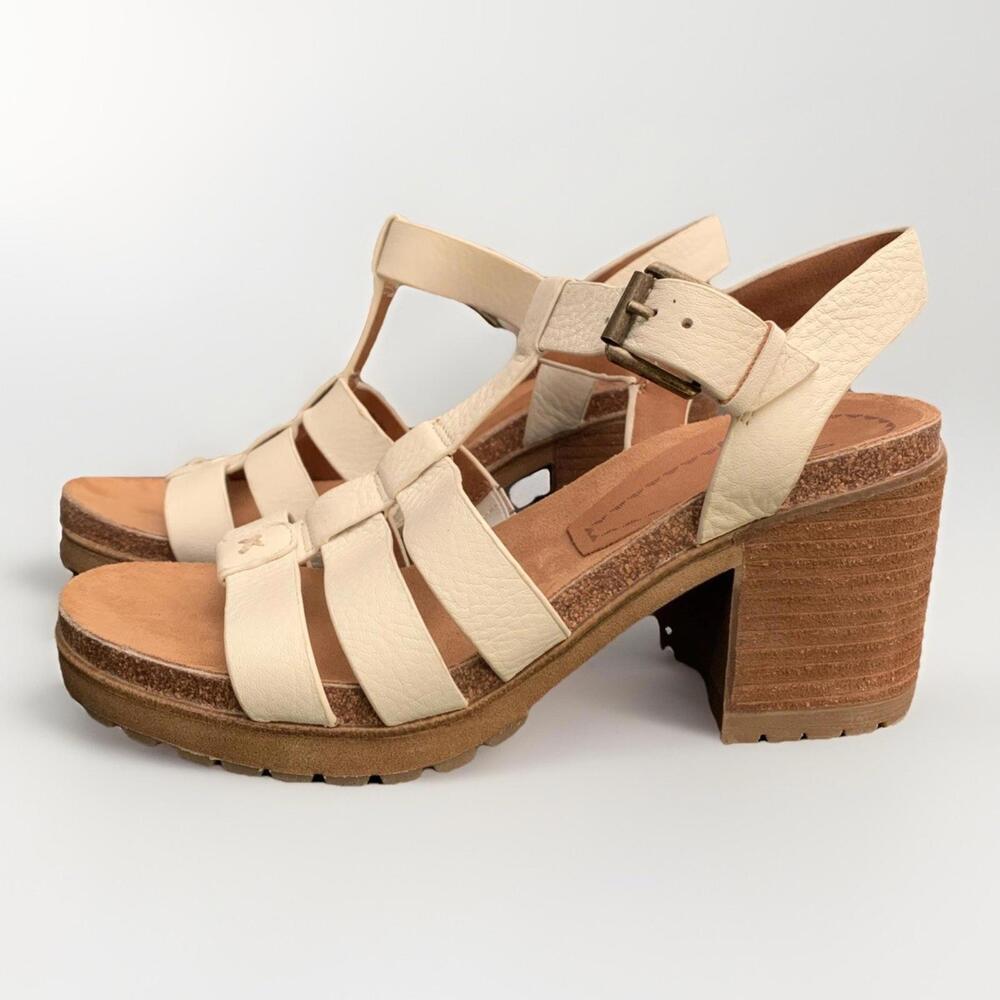 New Zodiac Leena Sz 7.5 Sandals Chunky Block Heel White Women's